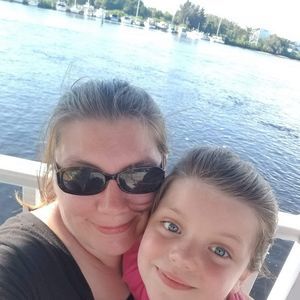 Meet your Posher, Edna